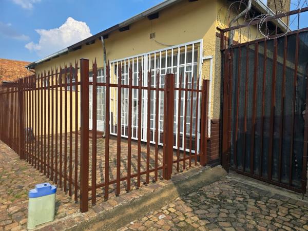 2 Bedroom House