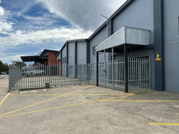 3 196  m² Industrial space