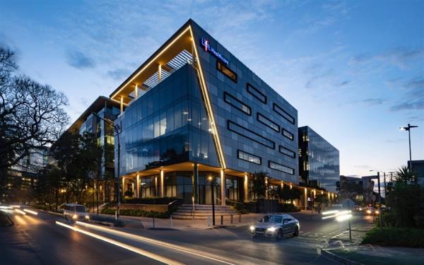 920 m² Office Space