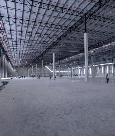 42 500  m² Industrial space