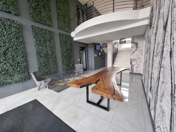 1 Bedroom Apartment in Craighall Park