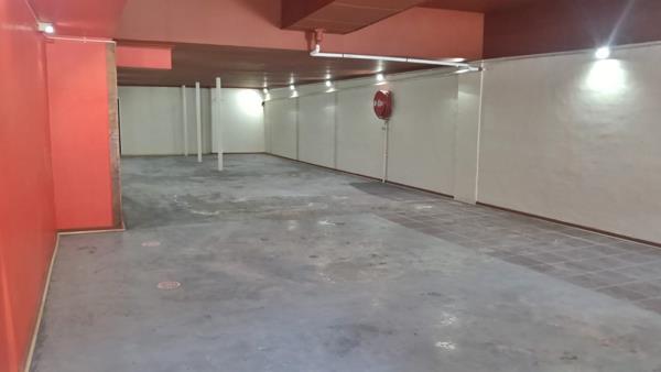 182  m² Retail Space