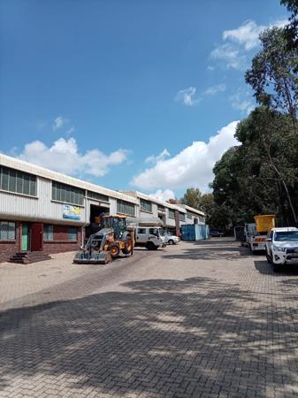 300 m² Commercial space