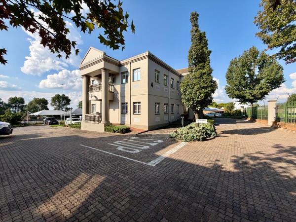 573 m² Commercial space