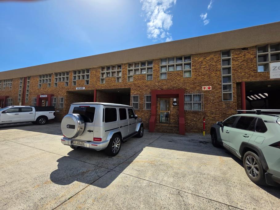 366 m² Industrial space