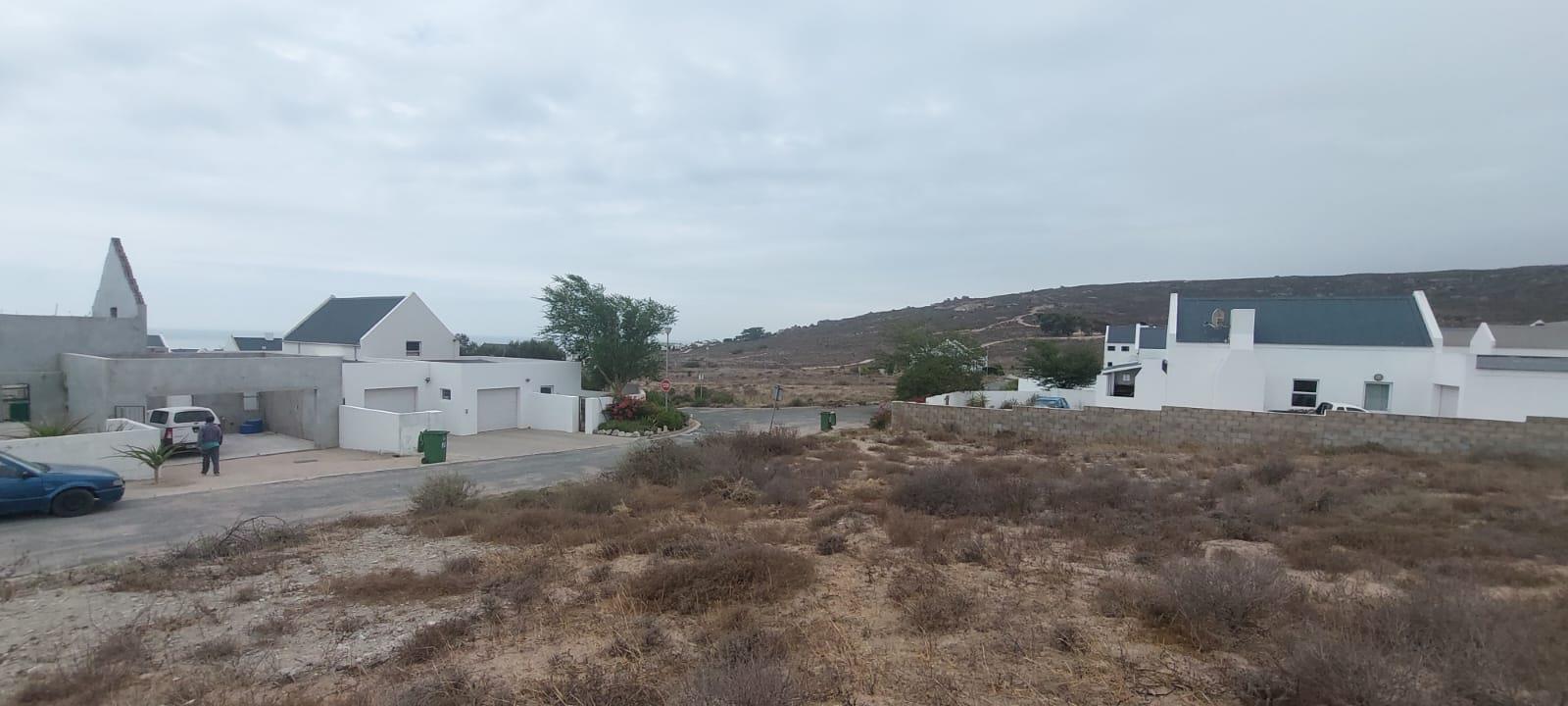 598 m² Land available in St Helena Bay