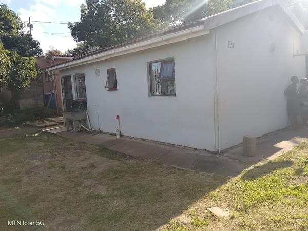 2 Bedroom House