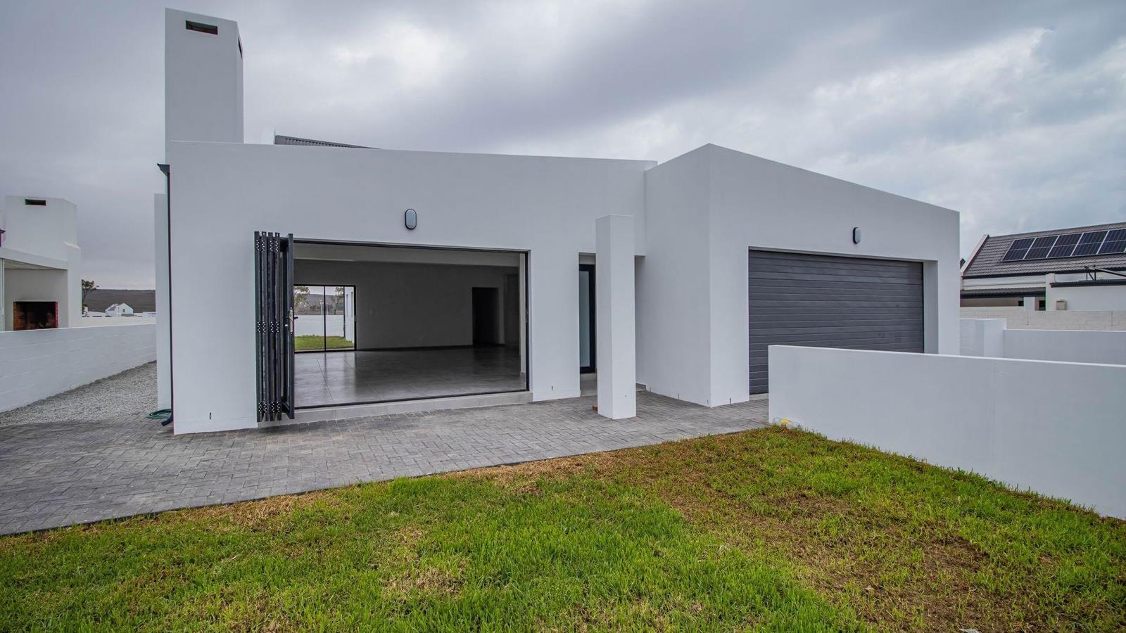 3 Bedroom House in Britannia Bay