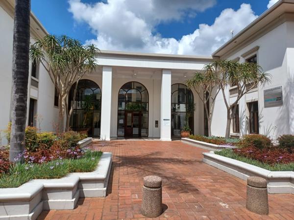 387 m² Office Space