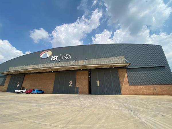 1 800 m² Industrial space