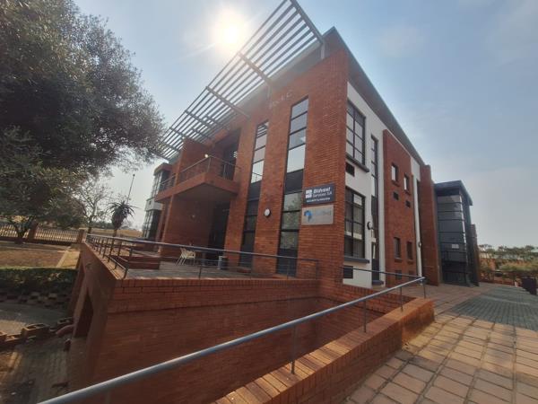 102  m² Office Space