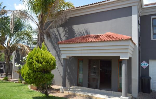 5 Bedroom House