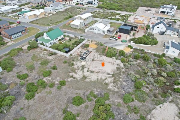 843 m² Land