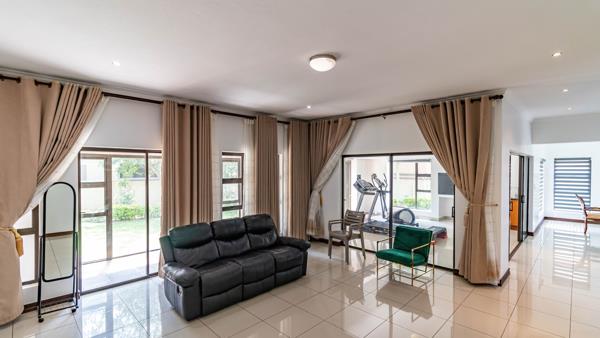 5 Bedroom House