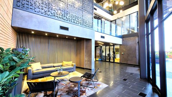 437 m² Office Space