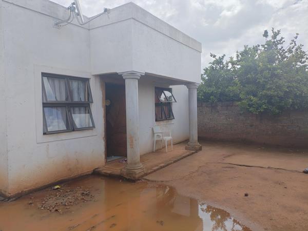 2 Bedroom House