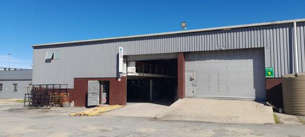 703 m² Commercial space