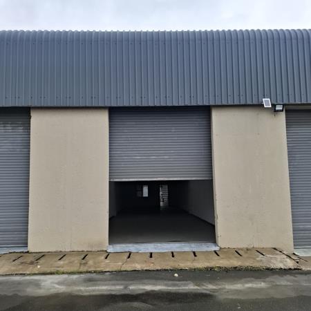 225 m² Industrial space