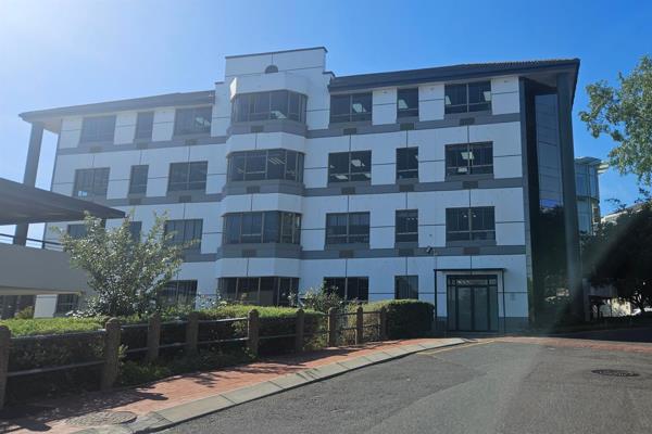 99 m² Commercial space