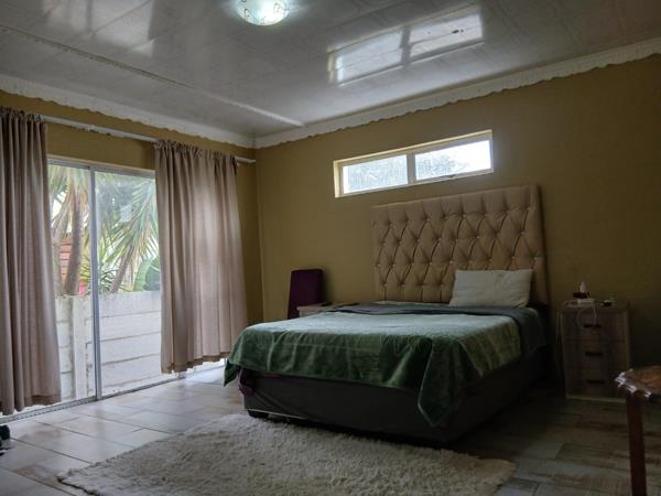 1 Bedroom House