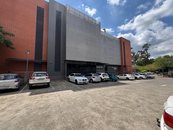 81 m² Commercial space