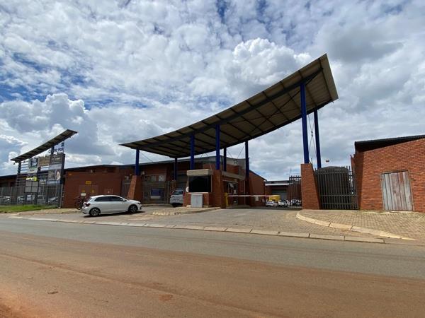 4 983 m² Industrial space