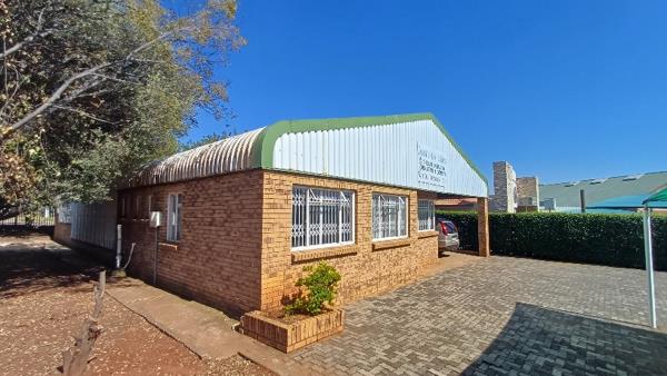 290 m² Industrial space