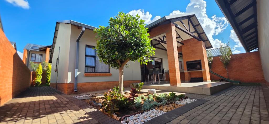 3 Bedroom Simplex