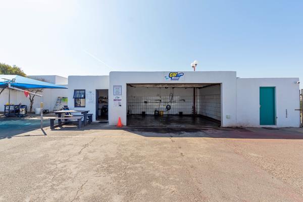 100  m² Commercial space