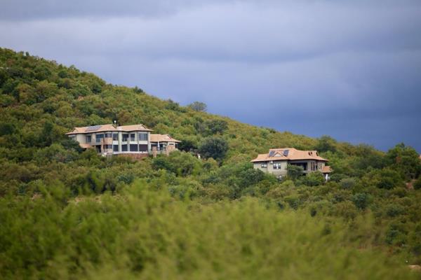 1 ha Land