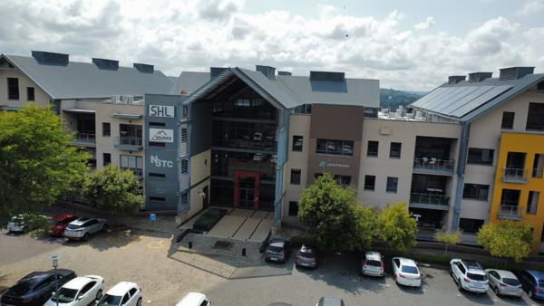 230 m² Commercial space