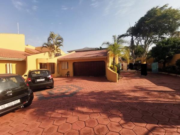 5 Bedroom House