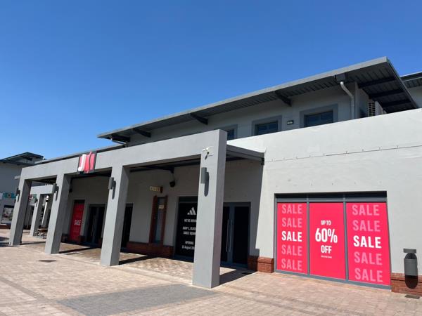 455 m² Retail Space