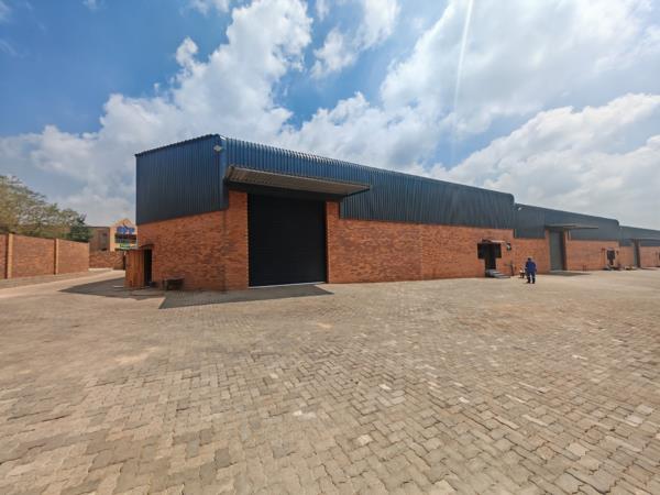 1 102 m² Industrial space