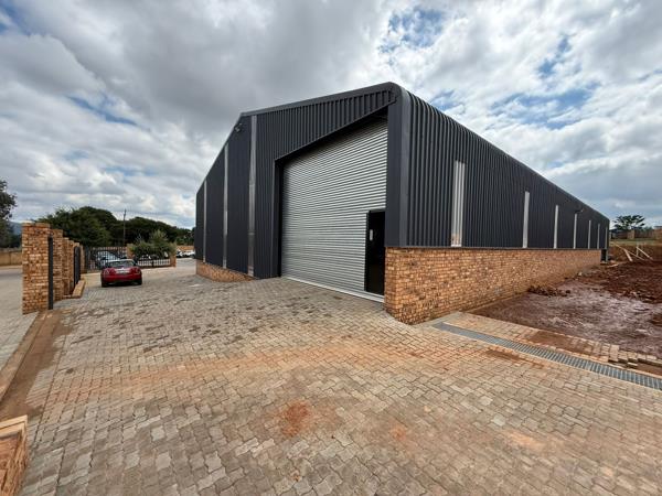 725  m² Industrial space