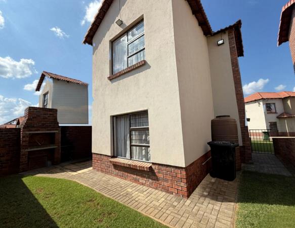 3 Bedroom Townhouse