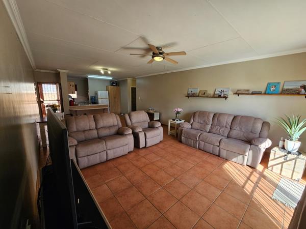 2 Bedroom House