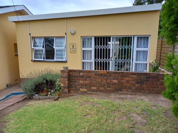 1 Bedroom Garden Cottage