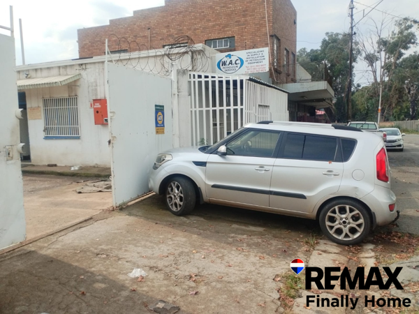 332 m² Commercial space
