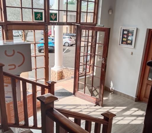 317.6 m² Commercial space