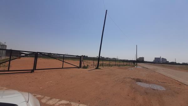 7 348  m² Industrial space