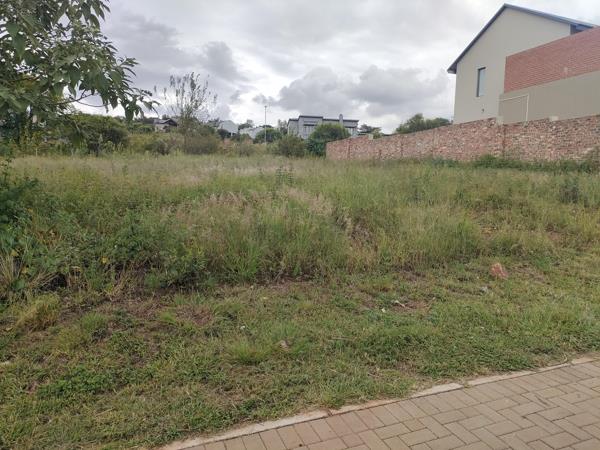 640 m² Land