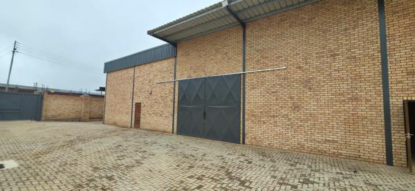 300 m² Commercial space