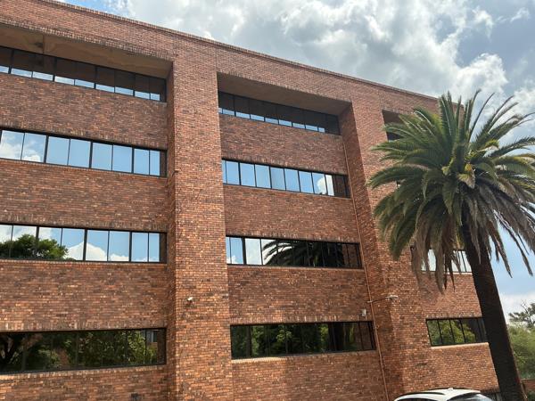 10 817 m² Commercial space