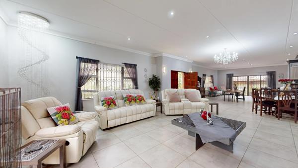 8 Bedroom House