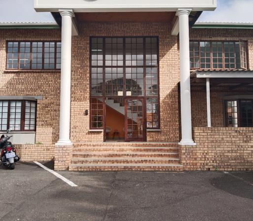 245.9 m² Commercial space