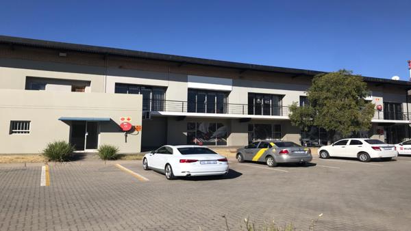 484 m² Retail Space