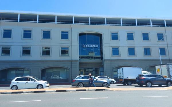 381 m² Office Space