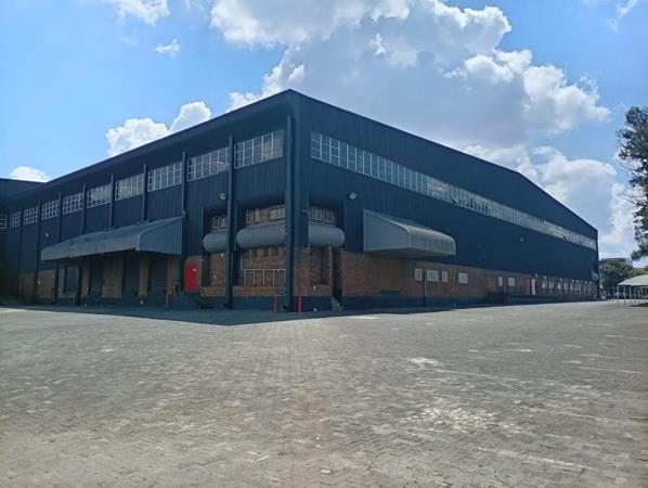 8 558 m² Industrial space