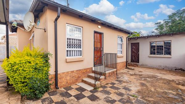 2 Bedroom House